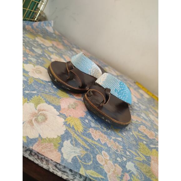 Anthropologie Seeded Hand Sewn Beaded Sandals Size 8 - Picture 8 of 12